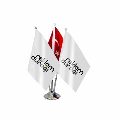 Üçlü Masa Bayrağı Takımı